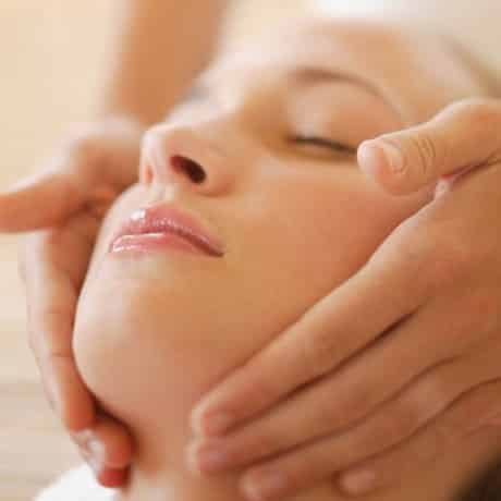 soin visage massage