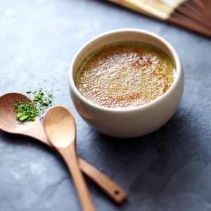 Lire la suite à propos de l’article Recette diététique : Crème brûlée au thé Matcha