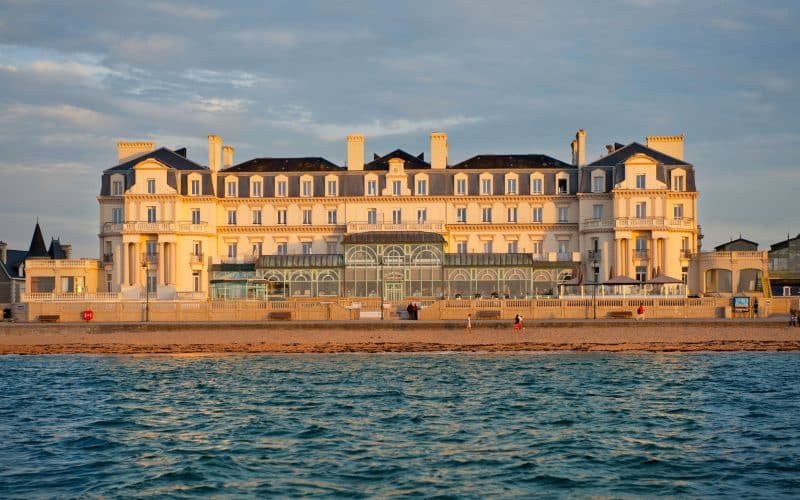 Lire la suite à propos de l’article L’eau de mer à Saint-Malo, une qualité exceptionnelle