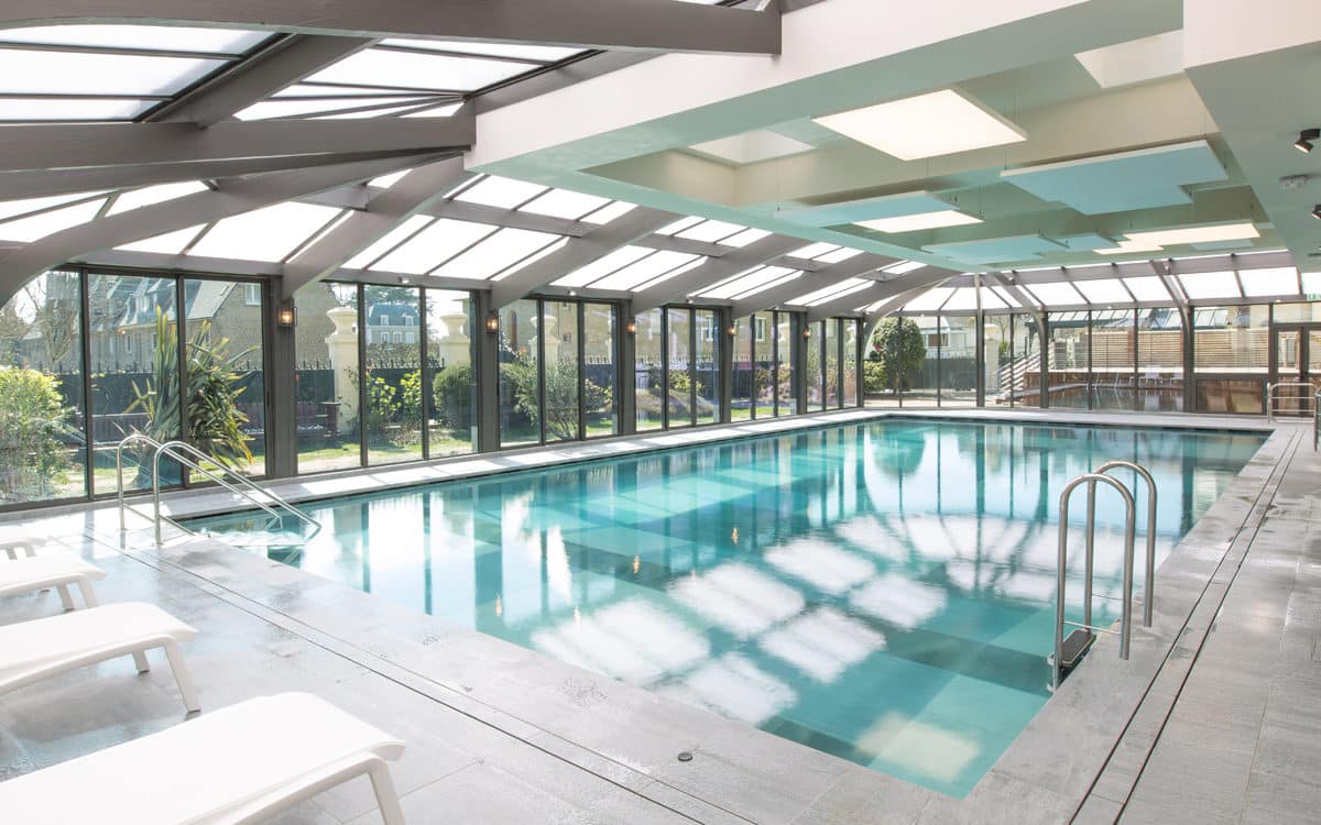 hotel avec piscine couverte a saint malo